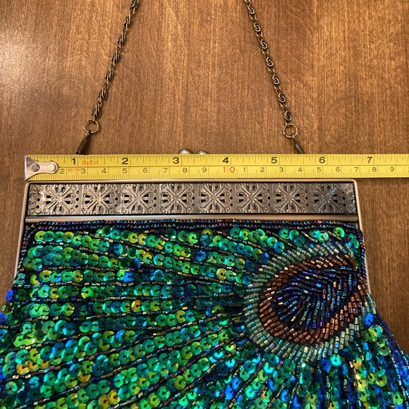 Bundle Peacock Feather Clutch Bag & Matching Hair Clip - Picture 8 of 10